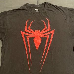 Marvel tee size large